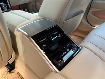 2020 BMW 850i - Thumbnail