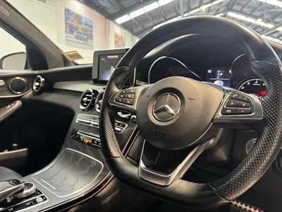 2018 Mercedes-Benz GLC 250 - Thumbnail