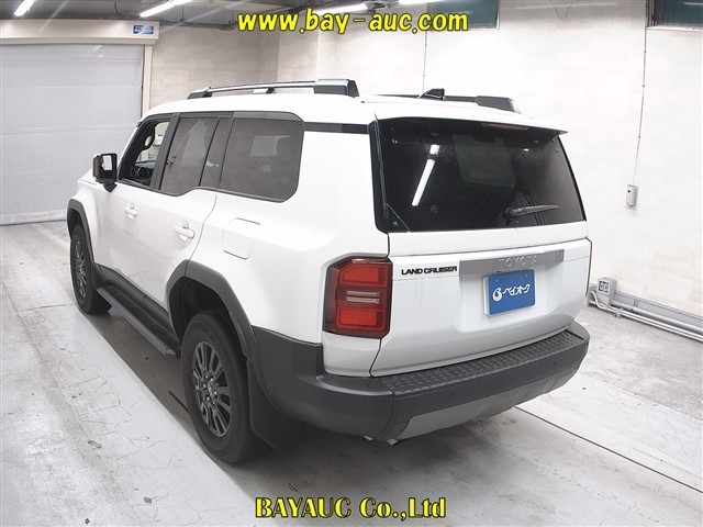 2025 Toyota Land Cruiser Prado
