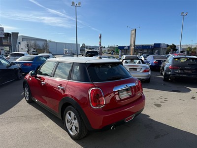 2017 Mini Cooper - Thumbnail