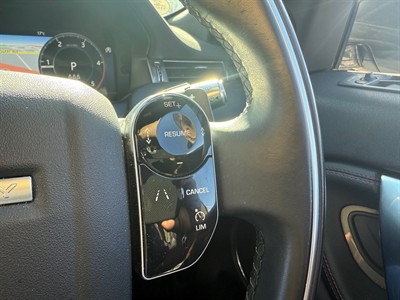 2020 Land Rover Discovery Sport - Thumbnail