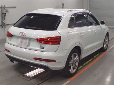 2013 Audi Q3 - Thumbnail