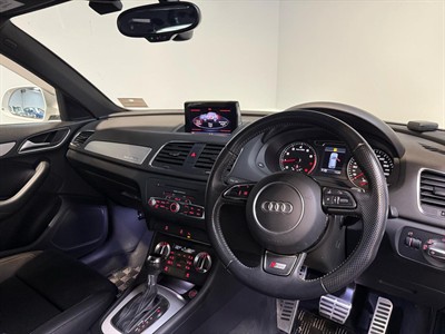 2013 Audi Q3 - Thumbnail