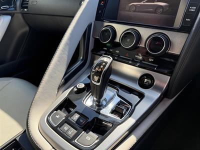 2014 Jaguar F-Type - Thumbnail