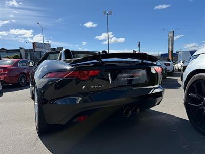 2014 Jaguar F-Type - Thumbnail