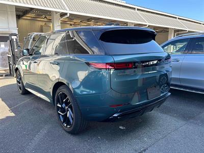 2022 Land Rover Range Rover Sport - Thumbnail