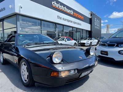 1990 Porsche 928 - Thumbnail