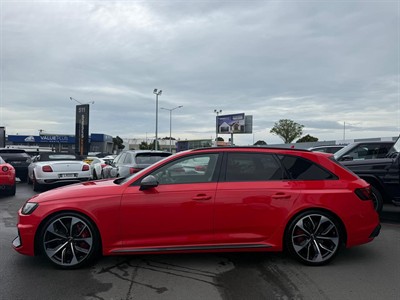 2019 Audi RS4 - Thumbnail