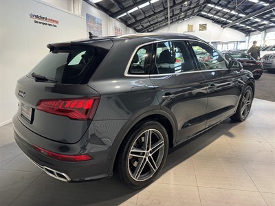 2018 Audi SQ5 - Thumbnail