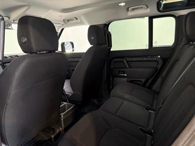 2020 Land Rover Defender - Thumbnail