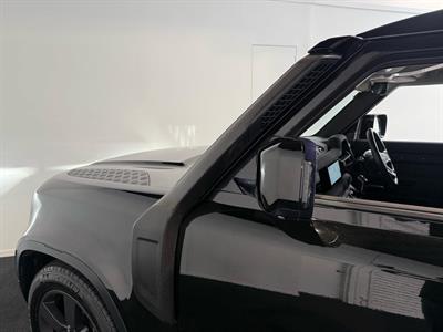 2020 Land Rover Defender - Thumbnail