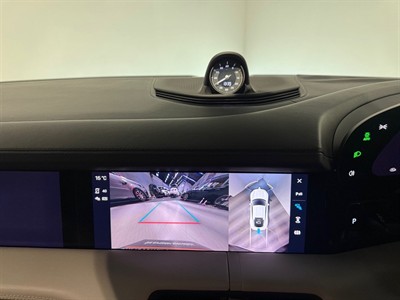 2021 Porsche Taycan - Thumbnail