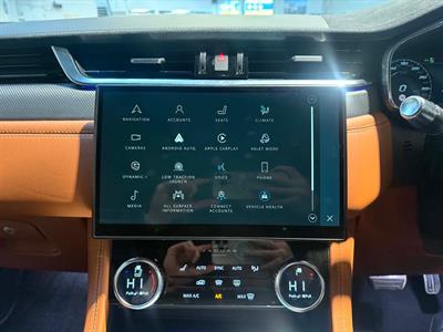 2022 Jaguar F-Pace - Thumbnail