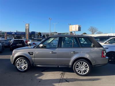 2010 Land Rover Range Rover - Thumbnail