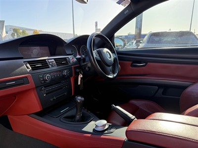 2010 BMW M3 - Thumbnail