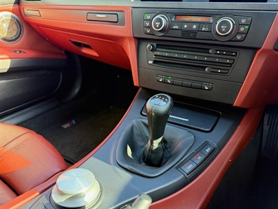 2010 BMW M3 - Thumbnail