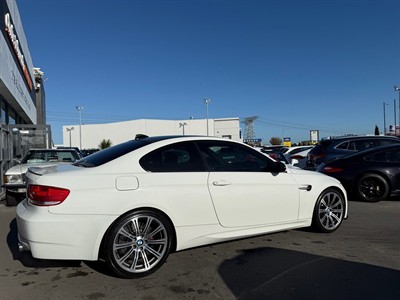 2010 BMW M3 - Thumbnail
