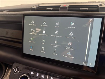 2022 Land Rover Defender - Thumbnail