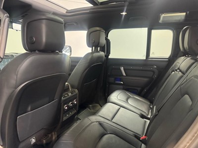 2022 Land Rover Defender - Thumbnail