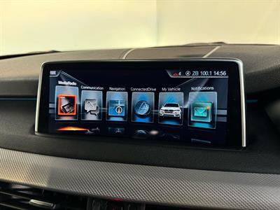 2017 BMW X5 - Thumbnail