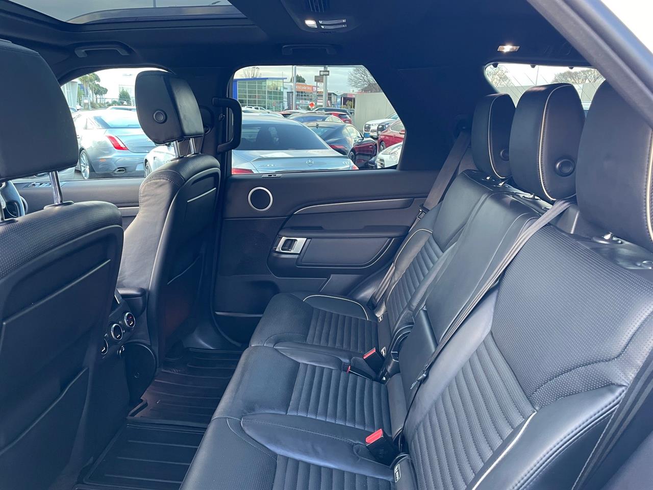 2017 Land Rover Discovery