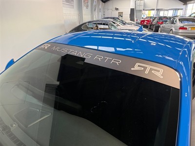 2025 Ford Mustang - Thumbnail