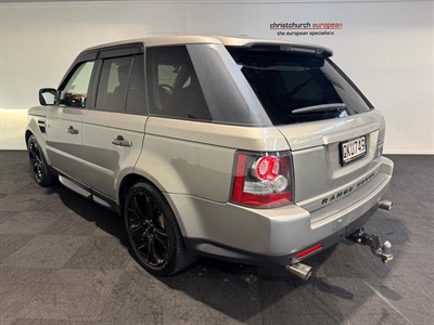 2010 Land Rover Range Rover - Thumbnail