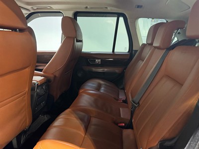 2010 Land Rover Range Rover - Thumbnail