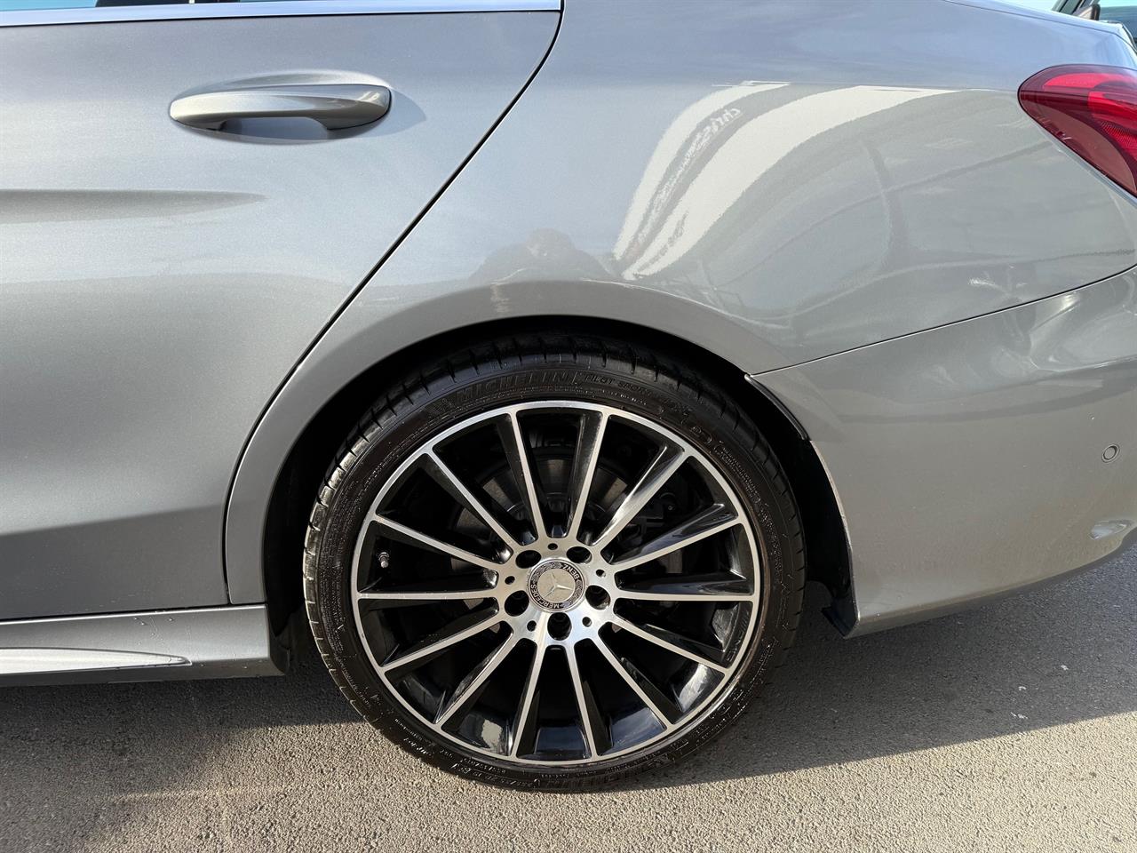 2016 Mercedes-Benz C 200