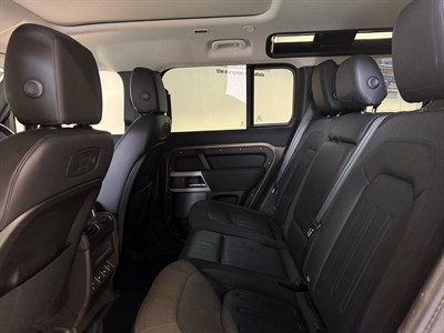 2021 Land Rover Defender - Thumbnail