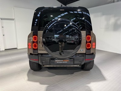 2021 Land Rover Defender - Thumbnail