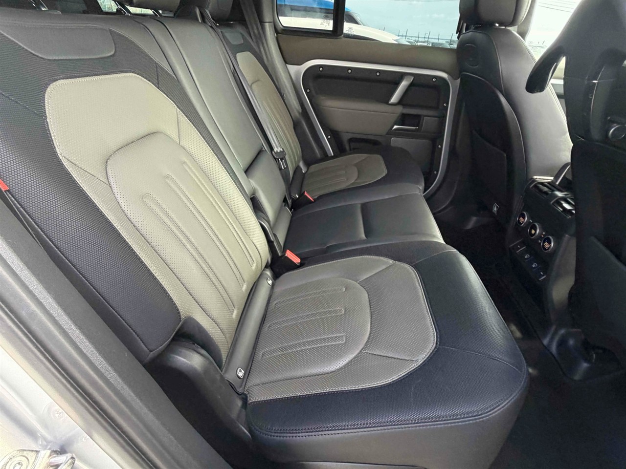 2021 Land Rover Defender
