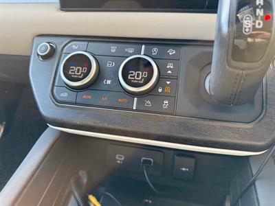 2021 Land Rover Defender - Thumbnail