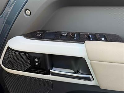2021 Land Rover Defender - Thumbnail