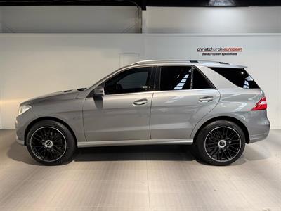 2012 Mercedes-Benz ML 350 - Thumbnail