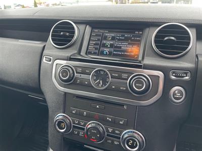2015 Land Rover Discovery - Thumbnail