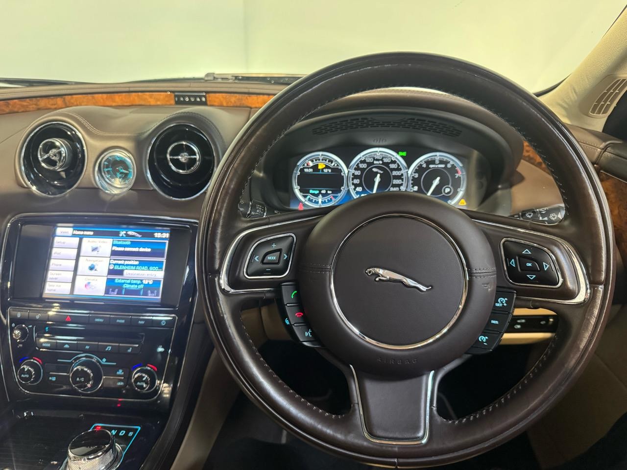 2013 Jaguar XJ