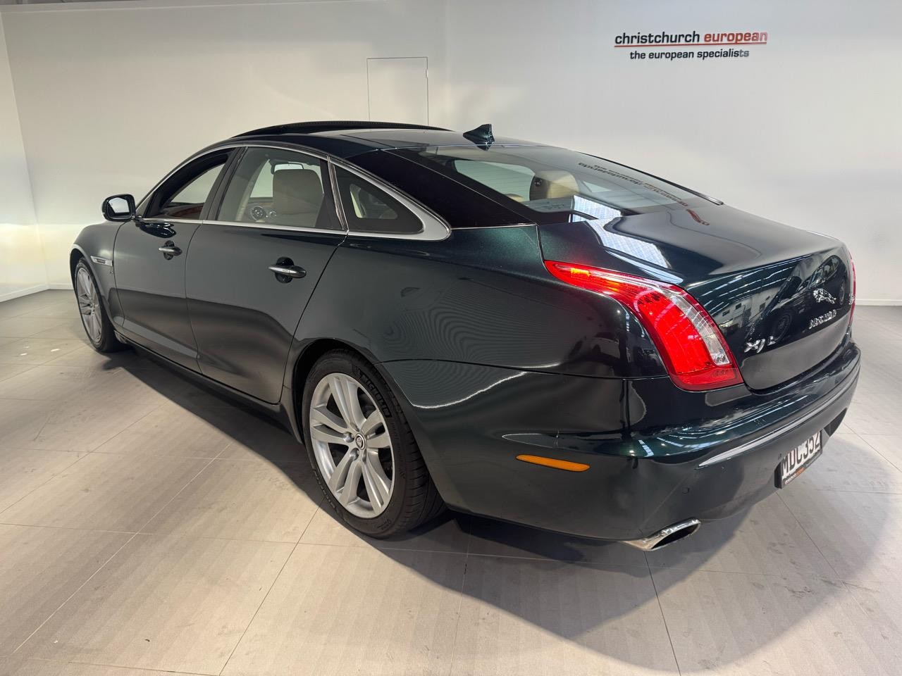 2013 Jaguar XJ
