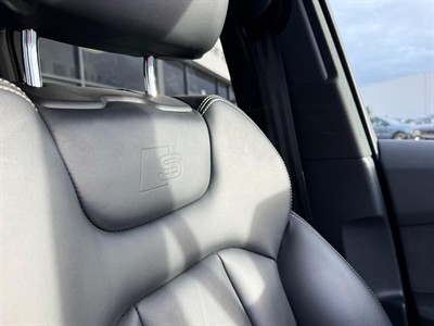 2016 Audi Q7 - Thumbnail