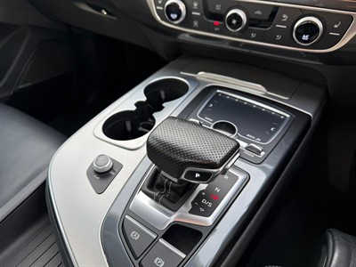 2016 Audi Q7 - Thumbnail