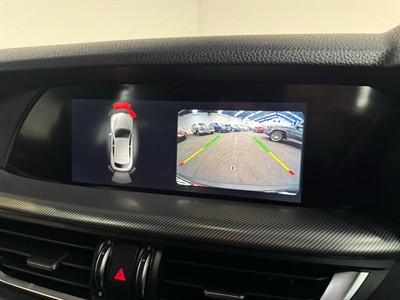 2018 Alfa Romeo Stelvio - Thumbnail