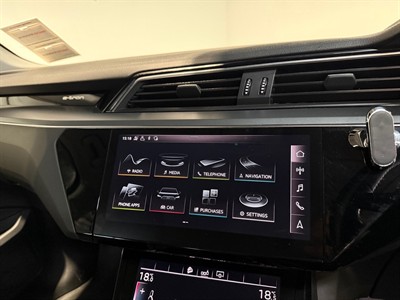 2020 Audi E-Tron - Thumbnail