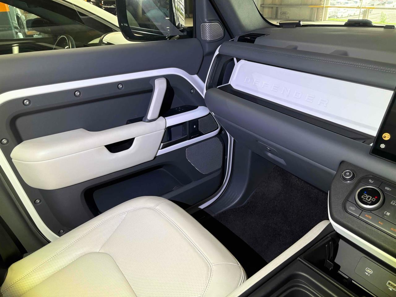 2022 Land Rover Defender