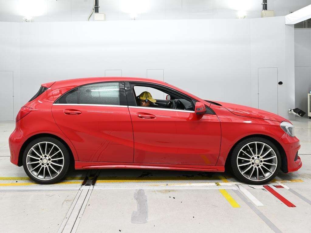 2015 Mercedes-Benz A 180