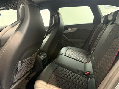 2019 Audi RS4 - Thumbnail