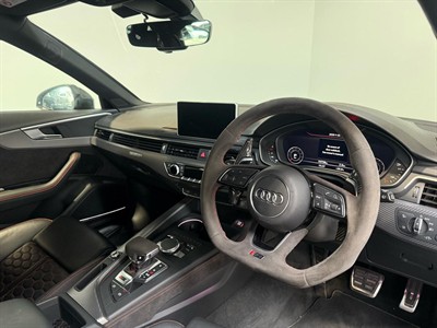 2019 Audi RS4 - Thumbnail