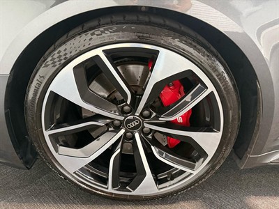 2019 Audi RS4 - Thumbnail