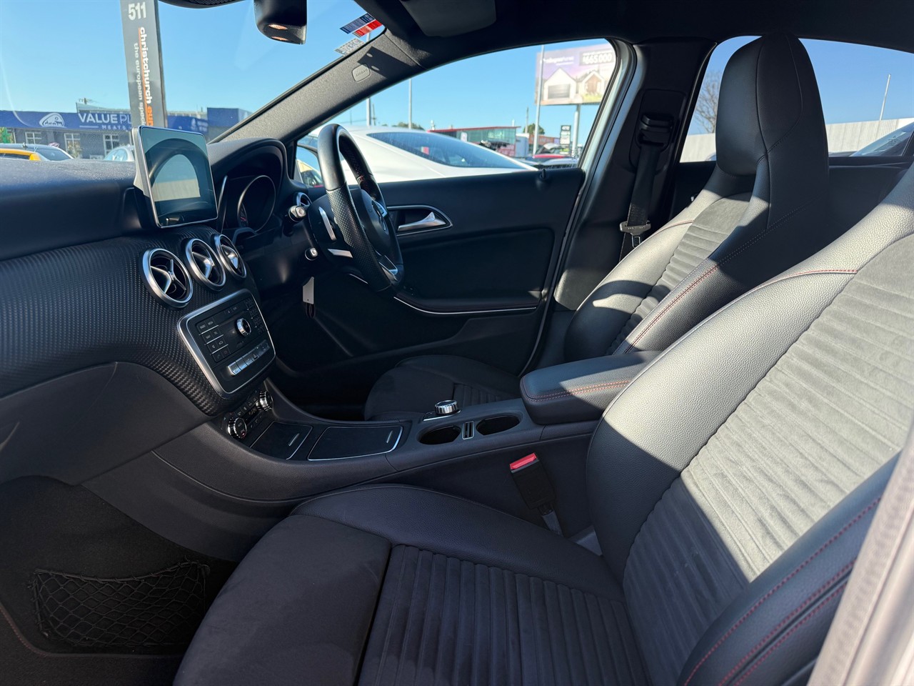 2016 Mercedes-Benz A 180