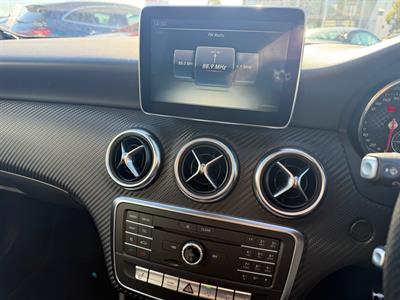 2016 Mercedes-Benz A 180 - Thumbnail