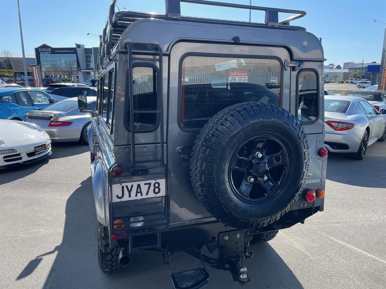 2016 Land Rover Defender